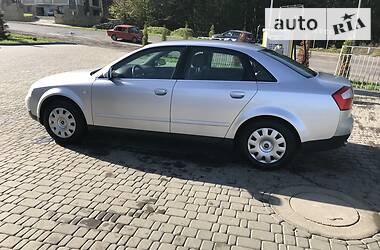 Седан Audi A4 2000 в Бучаче