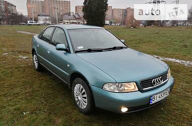 Седан Audi A4 2000 в Полтаве