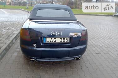 Кабріолет Audi A4 2004 в Сєверодонецьку