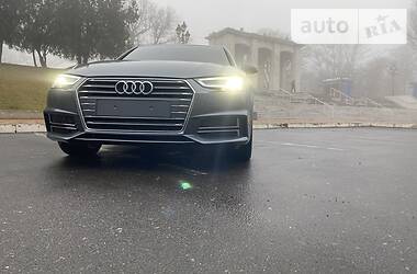 Седан Audi A4 2018 в Одессе