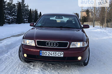 Седан Audi A4 2000 в Бучаче