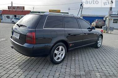 Универсал Audi A4 2000 в Черновцах