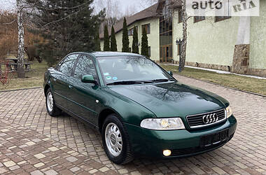 Седан Audi A4 2001 в Харькове