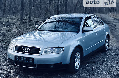 Седан Audi A4 2002 в Днепре