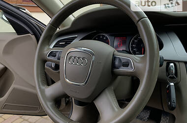 Седан Audi A4 2009 в Коломые