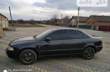 Седан Audi A4 1998 в Ильинцах