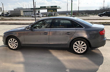 Седан Audi A4 2012 в Тернополе