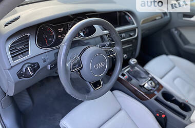 Универсал Audi A4 2012 в Сваляве