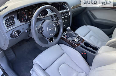 Универсал Audi A4 2012 в Сваляве