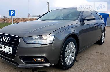 Универсал Audi A4 2014 в Каменке