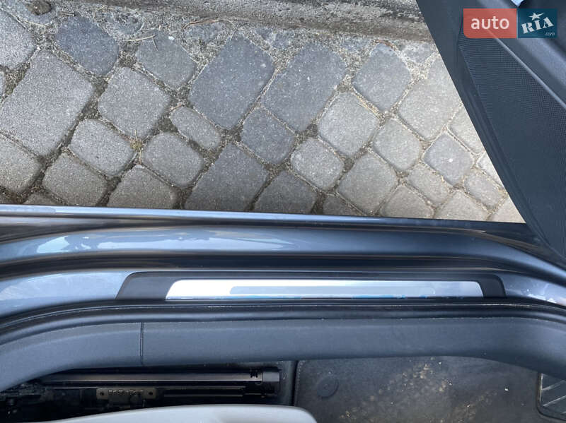 Универсал Audi A4 2015 в Львове