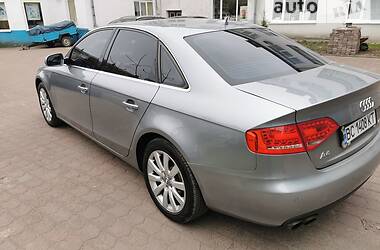 Седан Audi A4 2010 в Луцке