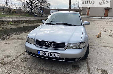 Седан Audi A4 1996 в Одессе