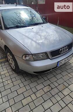 Универсал Audi A4 1996 в Старом Самборе