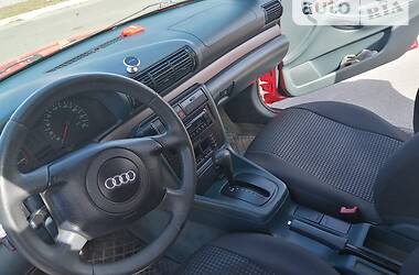 Седан Audi A4 1998 в 