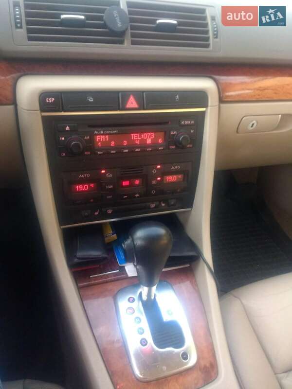 Универсал Audi A4 2002 в Чернигове