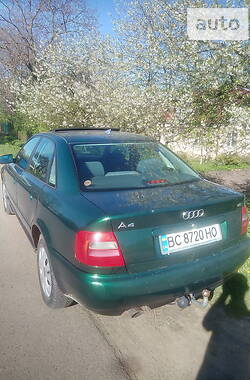 Седан Audi A4 1996 в Бориславе