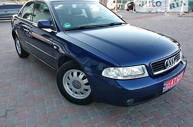 Седан Audi A4 1999 в Сарнах