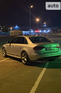 Седан Audi A4 2011 в Киеве