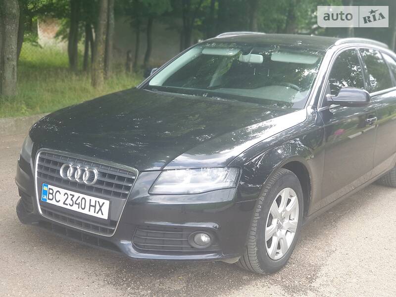 Хэтчбек Audi A4 2011 в Стрые