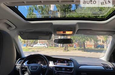 Седан Audi A4 2012 в 