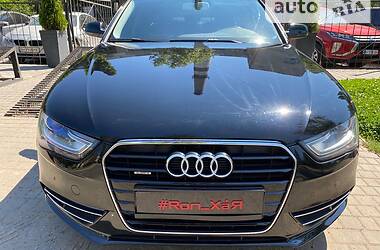 Седан Audi A4 2012 в 