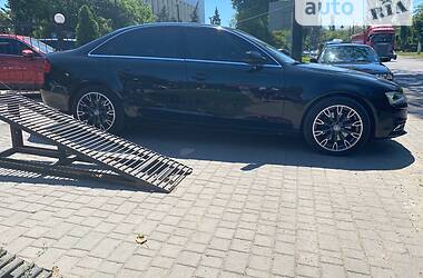 Седан Audi A4 2012 в 