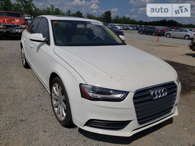 Седан Audi A4 2013 в Києві