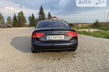 Седан Audi A4 2012 в Івано-Франківську