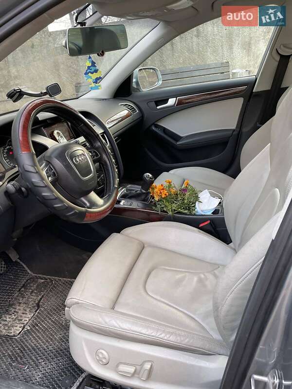 Универсал Audi A4 2009 в Долине