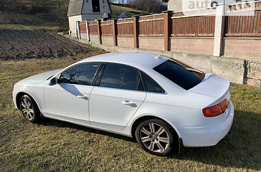 Седан Audi A4 2011 в Києві