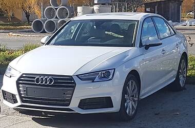 Седан Audi A4 2018 в 
