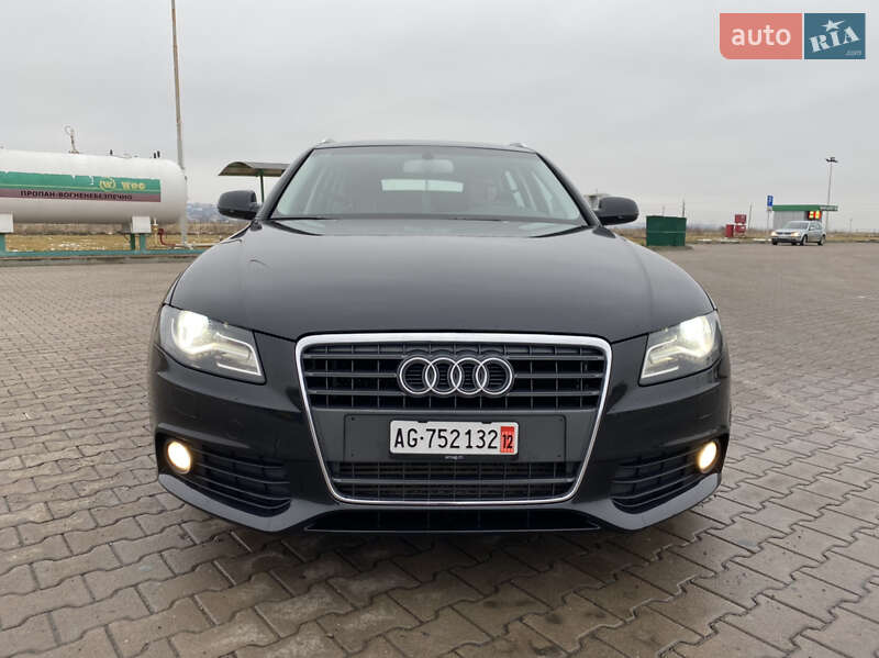 Универсал Audi A4 2011 в Черновцах