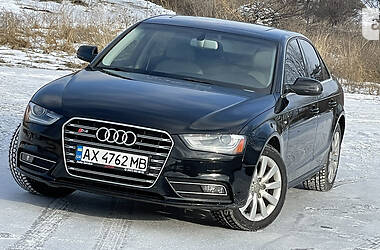 Седан Audi A4 2015 в Харкові