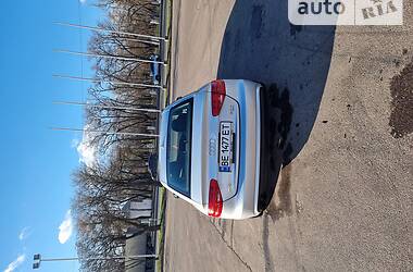 Седан Audi A4 2013 в Николаеве