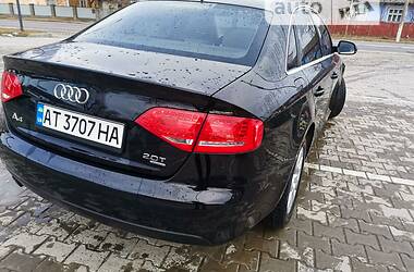 Седан Audi A4 2012 в Снятине