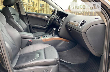 Седан Audi A4 2015 в 