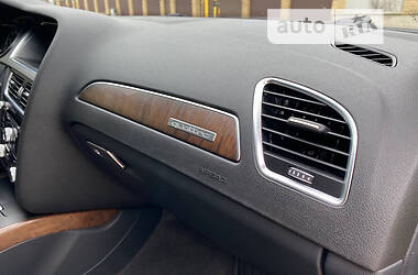 Седан Audi A4 2015 в 