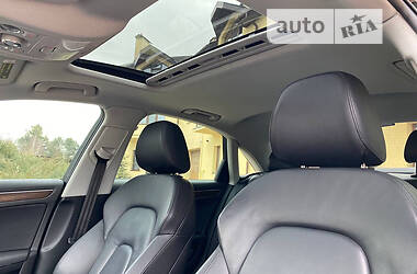Седан Audi A4 2015 в 
