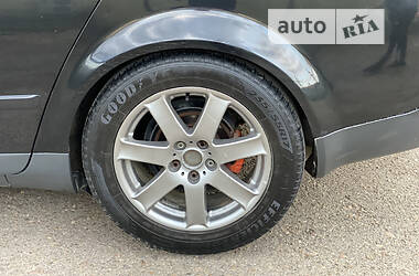 Седан Audi A4 2003 в 