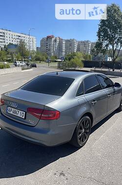 Седан Audi A4 2012 в Києві