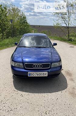 Седан Audi A4 1997 в Тернополе