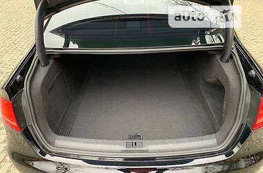 Седан Audi A4 2010 в 