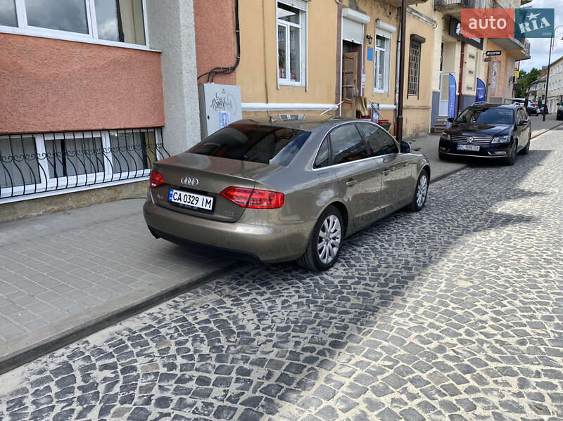 Седан Audi A4 2008 в Ирпене