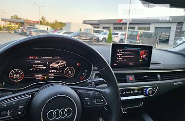 Седан Audi A4 2016 в Львове