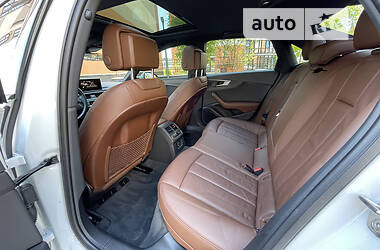 Седан Audi A4 2016 в Івано-Франківську