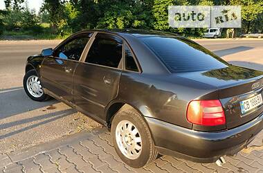 Седан Audi A4 1997 в Броварах