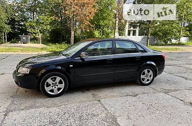 Седан Audi A4 2004 в 