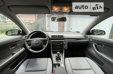 Седан Audi A4 2004 в 