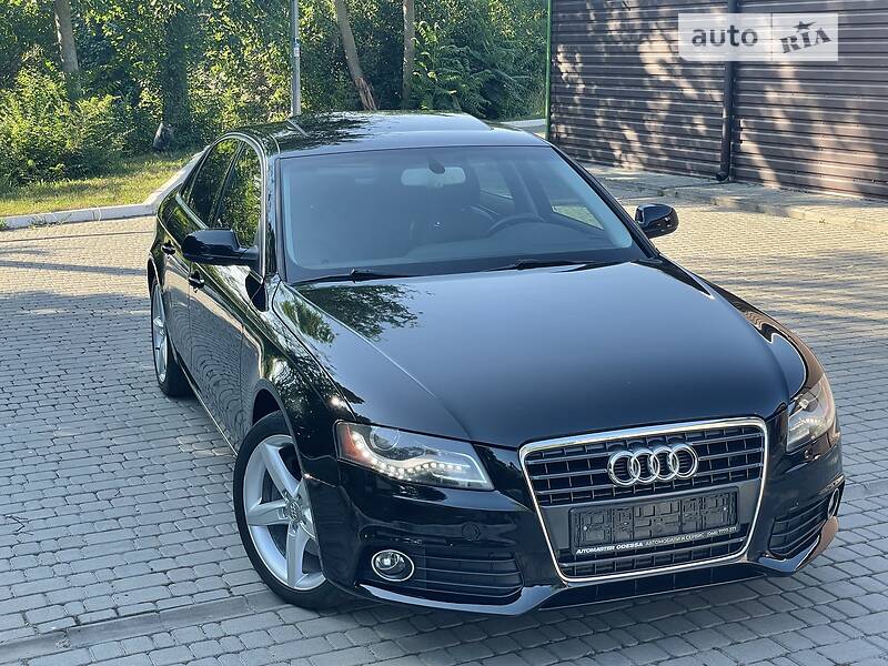 Седан Audi A4 2011 в 